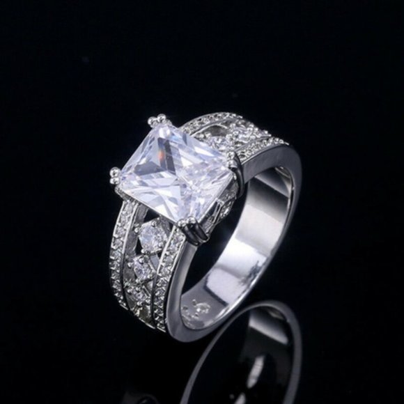 Jewelry - New 925 Silver Engagement White Sapphire Ring